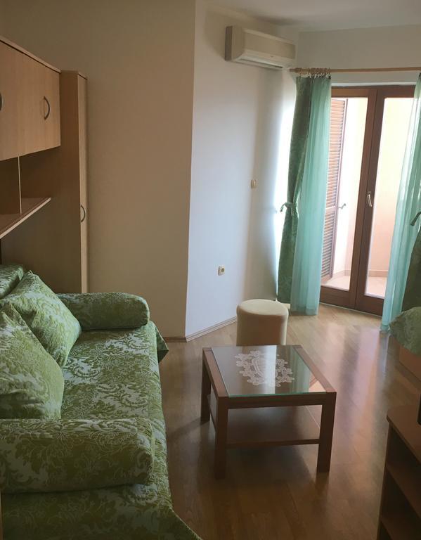 Apartman Frane Krk Town Exterior foto